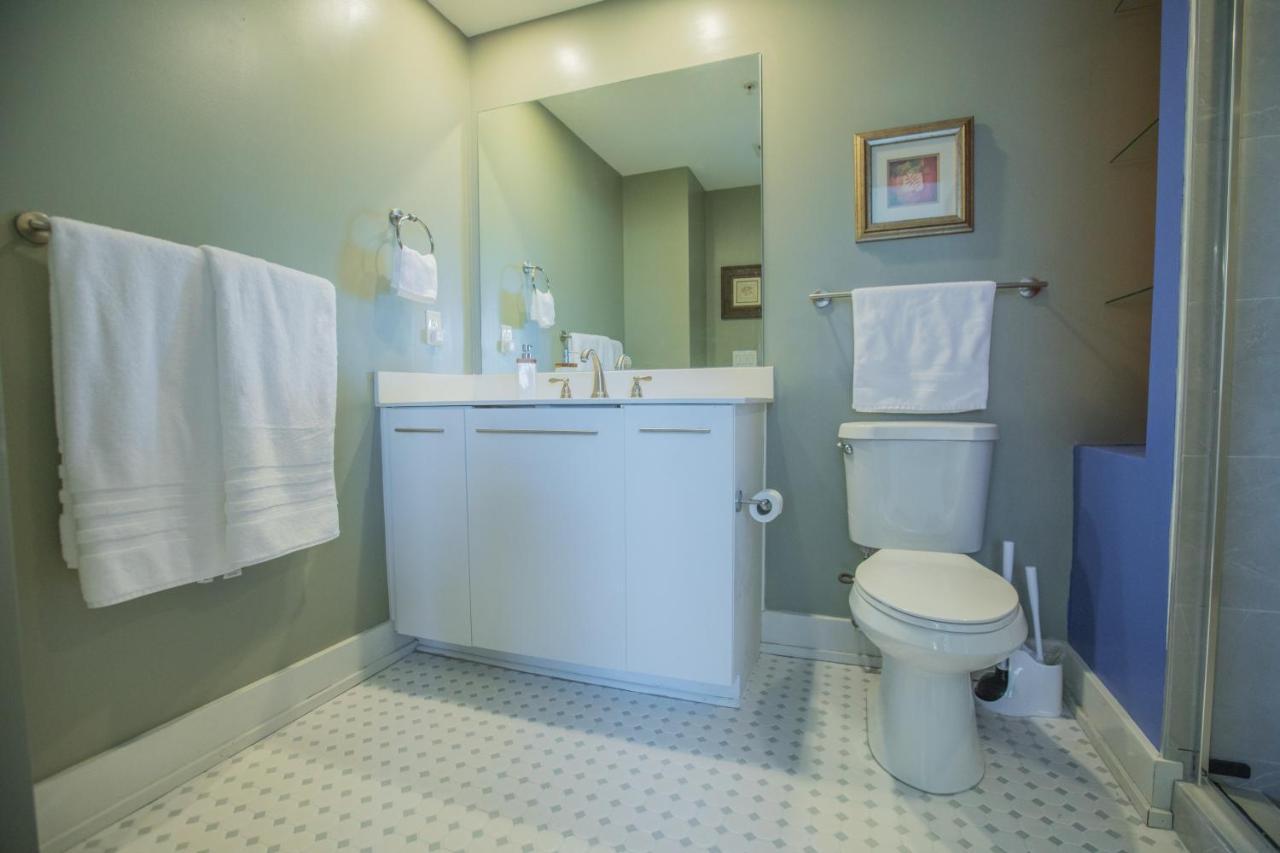 Designer Downtown Condo Suite - Splendid View Des Moines Kültér fotó